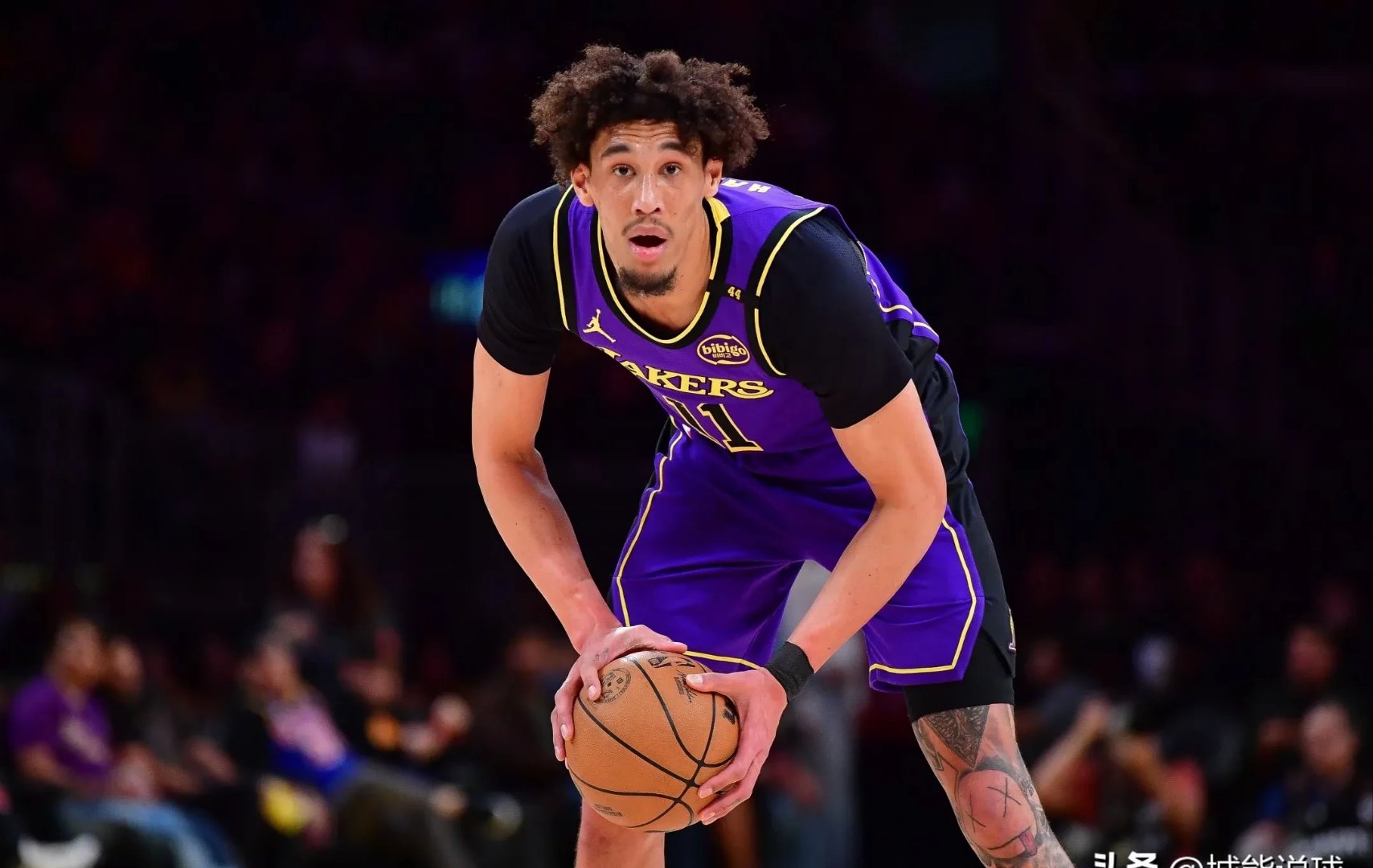 湖人队崛起引关注,领袖球员展现超强个人能力的简单介绍 湖人队崛起引关注,领袖球员展现超强个人能力的简单介绍