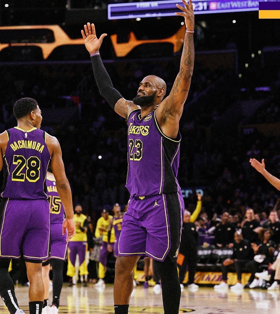 湖人队崛起引关注,领袖球员展现超强个人能力的简单介绍 湖人队崛起引关注,领袖球员展现超强个人能力的简单介绍