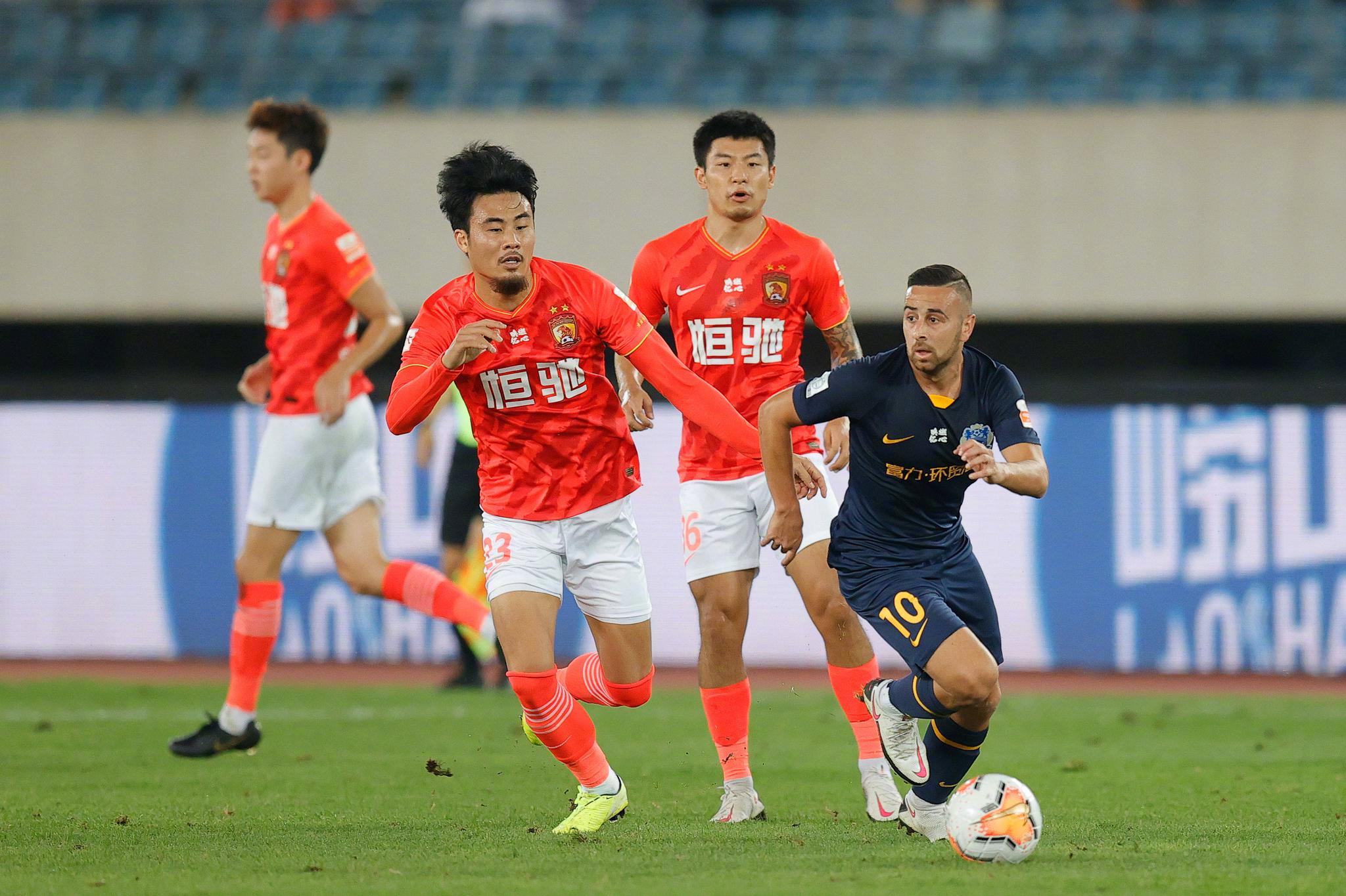 包含广州恒大继续势不可挡,积分领跑中超的词条 包含广州恒大继续势不可挡,积分领跑中超的词条